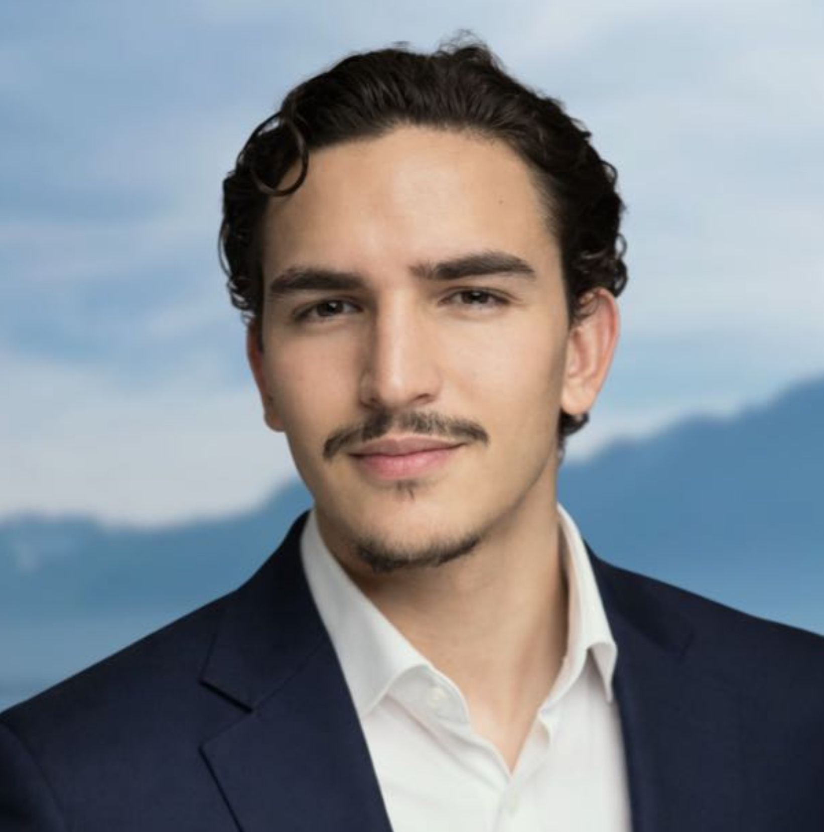 Ryane Oussada, courtier immobilier certifié Ryane Oussada